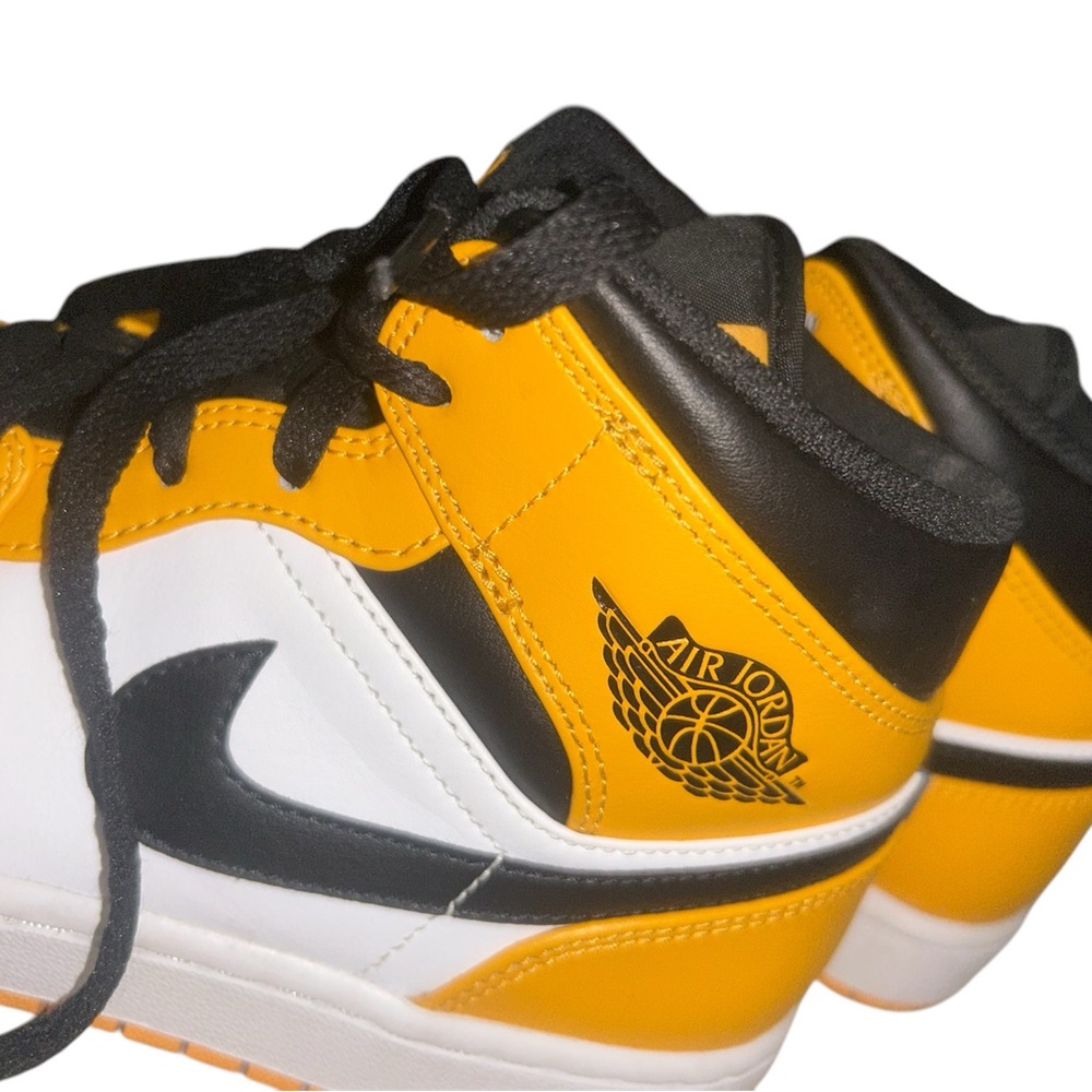 Air Jordan 1s